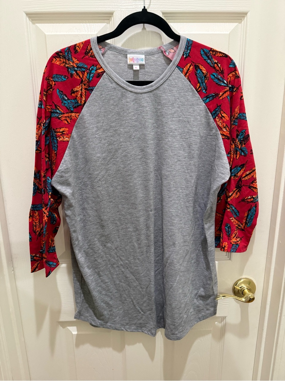 LulaRoe XL ‘Randy’ 3/4 sleeve tee